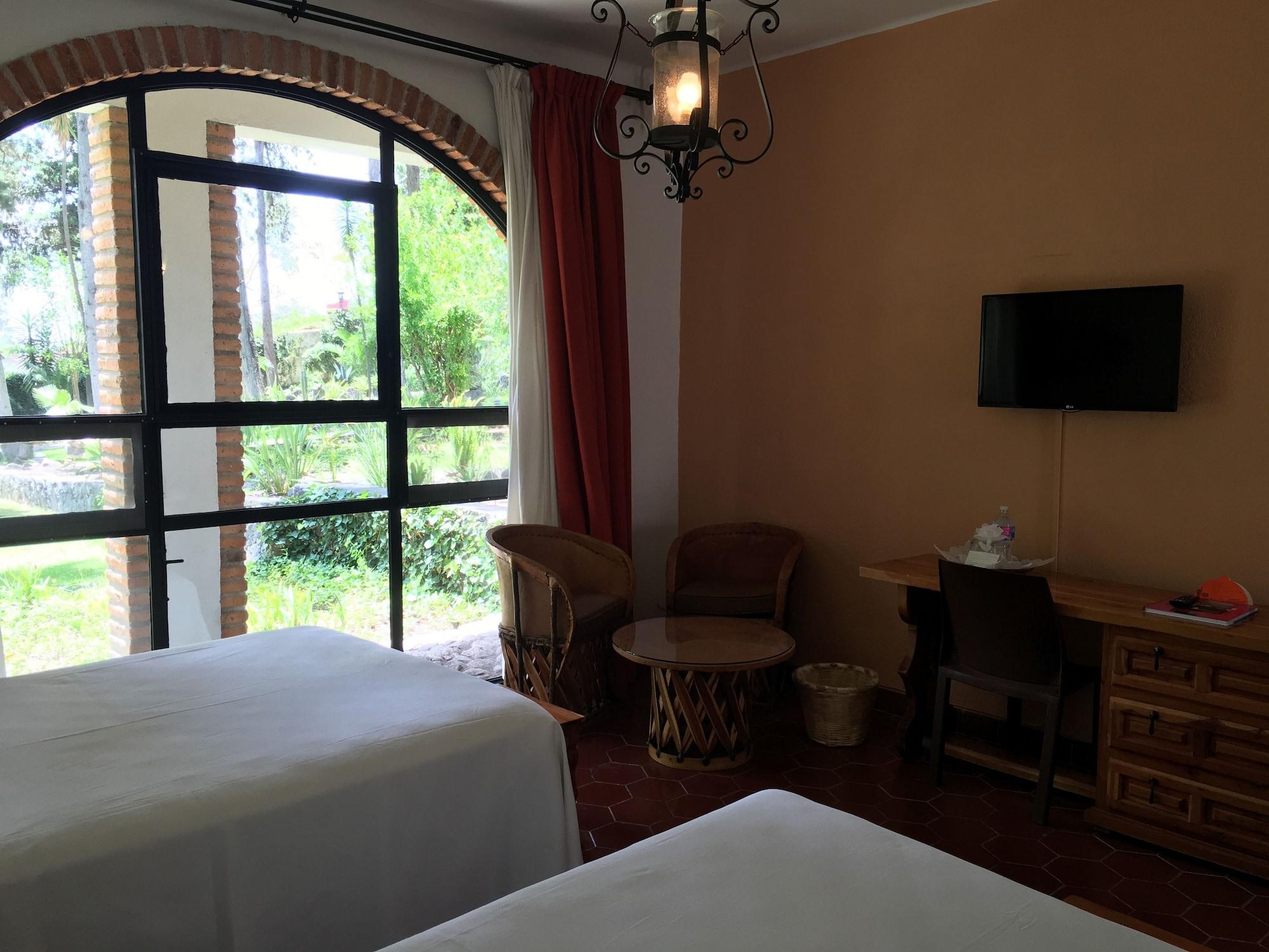 Rancho Hotel Atascadero Сан Мигел де Аленде Екстериор снимка