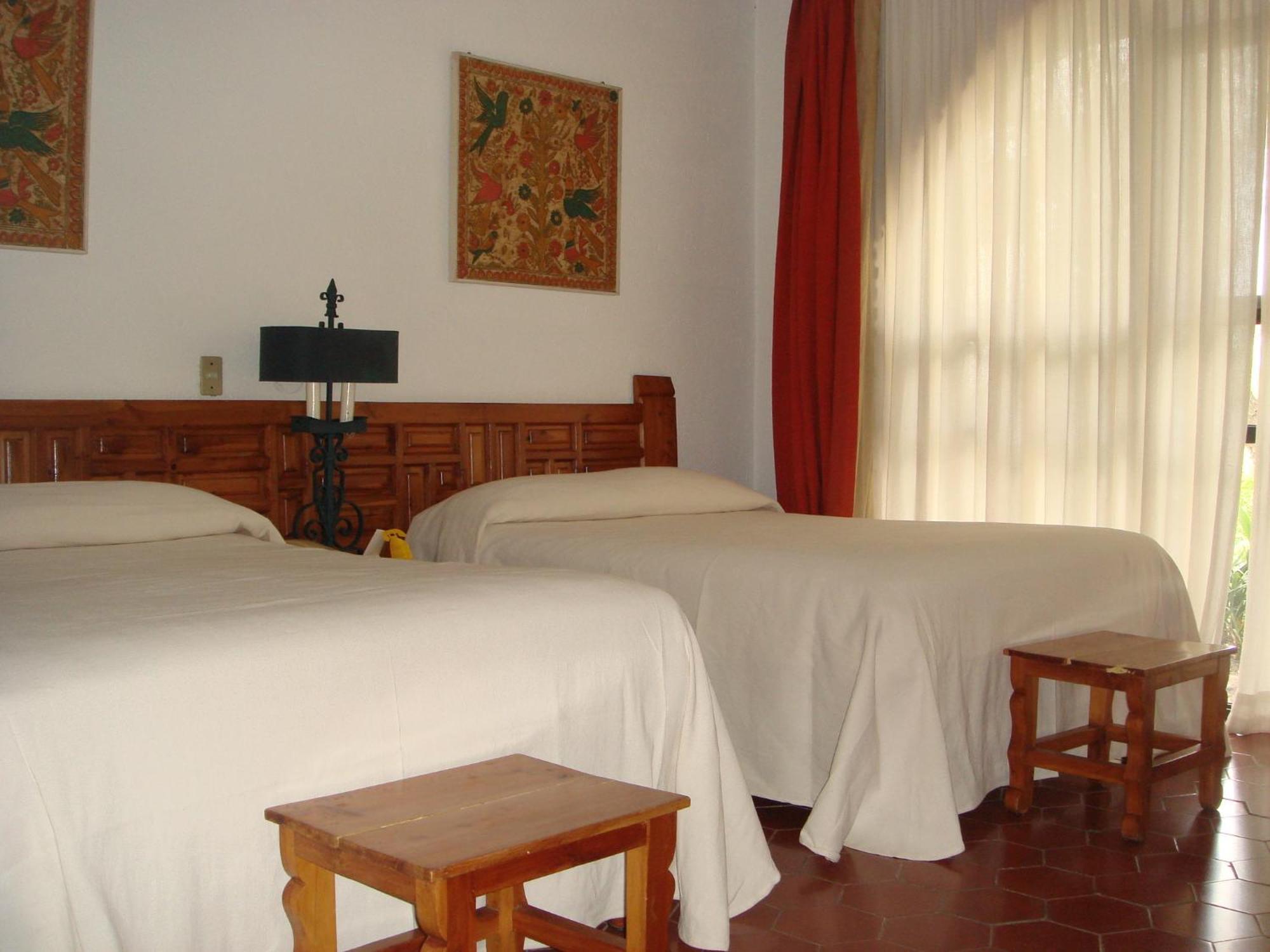 Rancho Hotel Atascadero Сан Мигел де Аленде Екстериор снимка