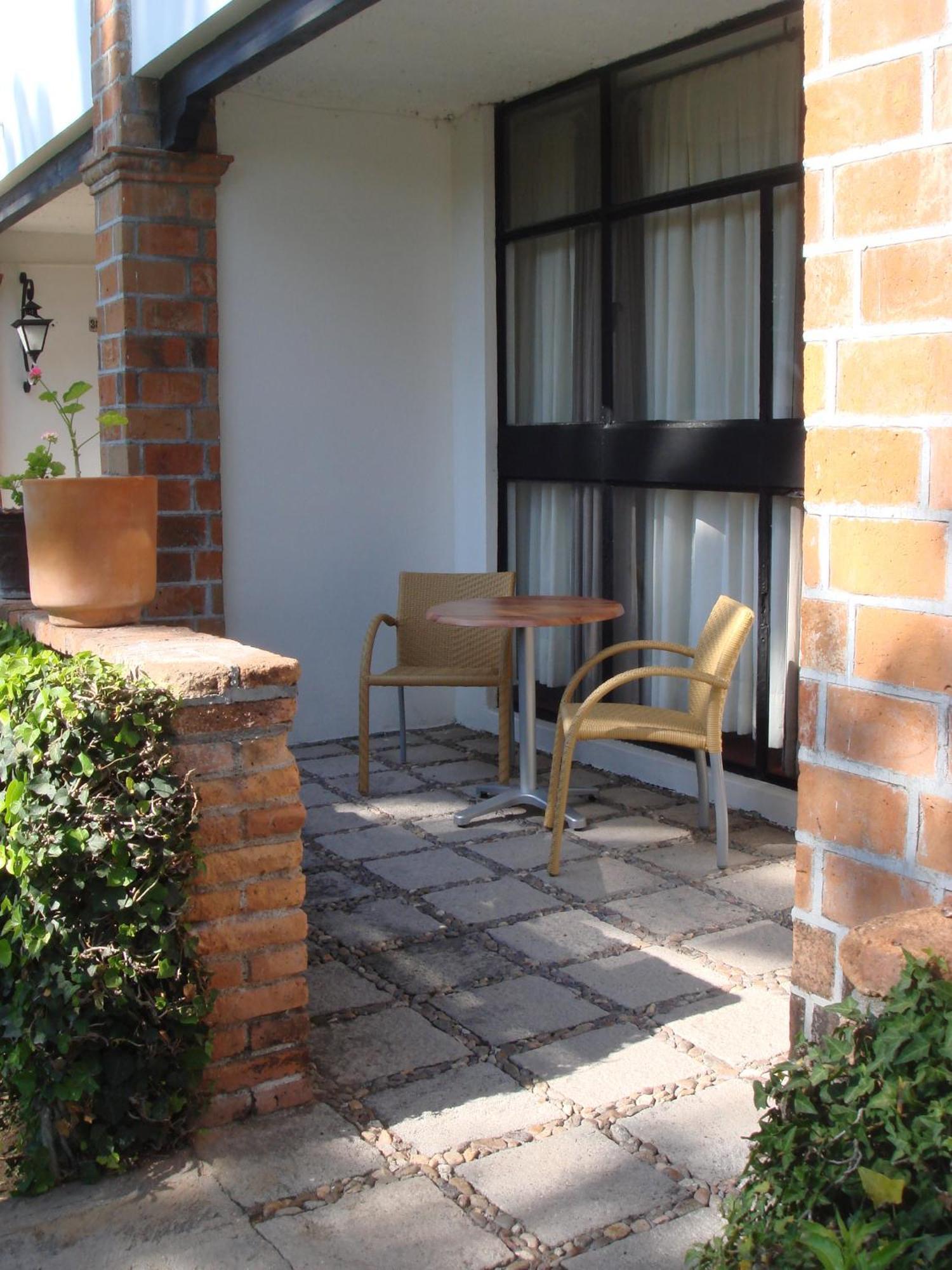 Rancho Hotel Atascadero Сан Мигел де Аленде Екстериор снимка