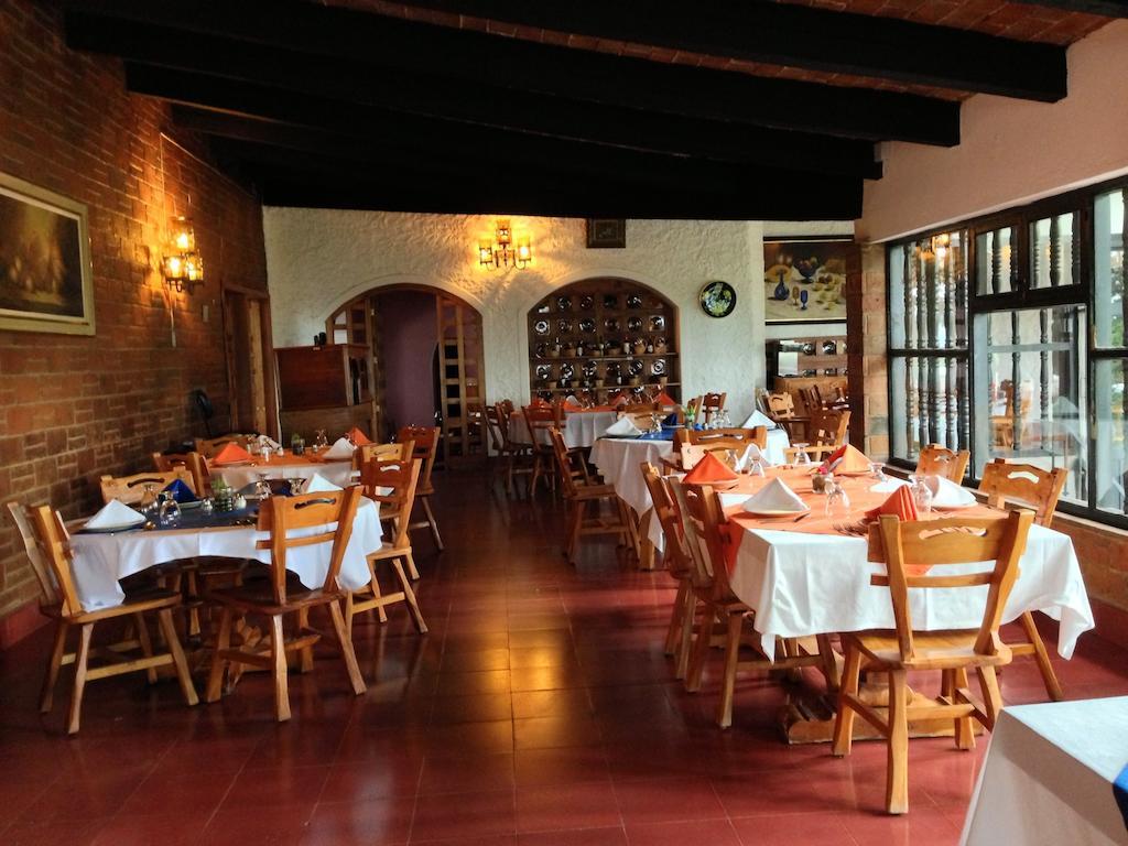 Rancho Hotel Atascadero Сан Мигел де Аленде Екстериор снимка